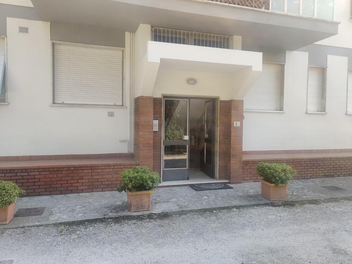 Appartamento Nelly - Per 4 Persone - Caray Park - Sale Marasino - Lago D'Iseo Marone Exterior foto